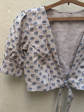 Load image into Gallery viewer, Iku